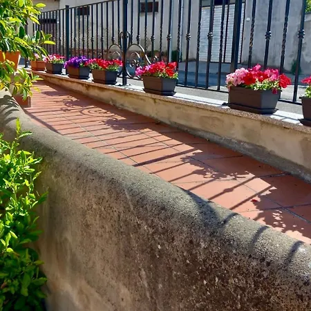 La Casa Dei Fiori A Apartment Florinas