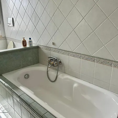 Apartment La Casa Dei Fiori A