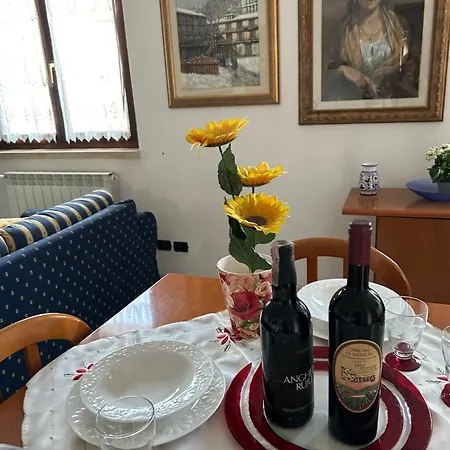 Apartment La Casa Dei Fiori A *